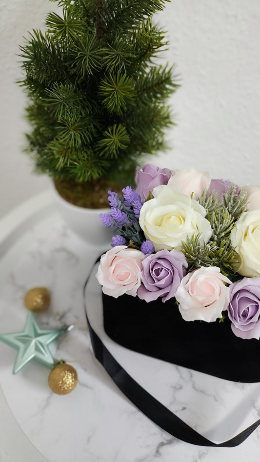 Frosted Lavender Dream – Winterliche Rosentasche