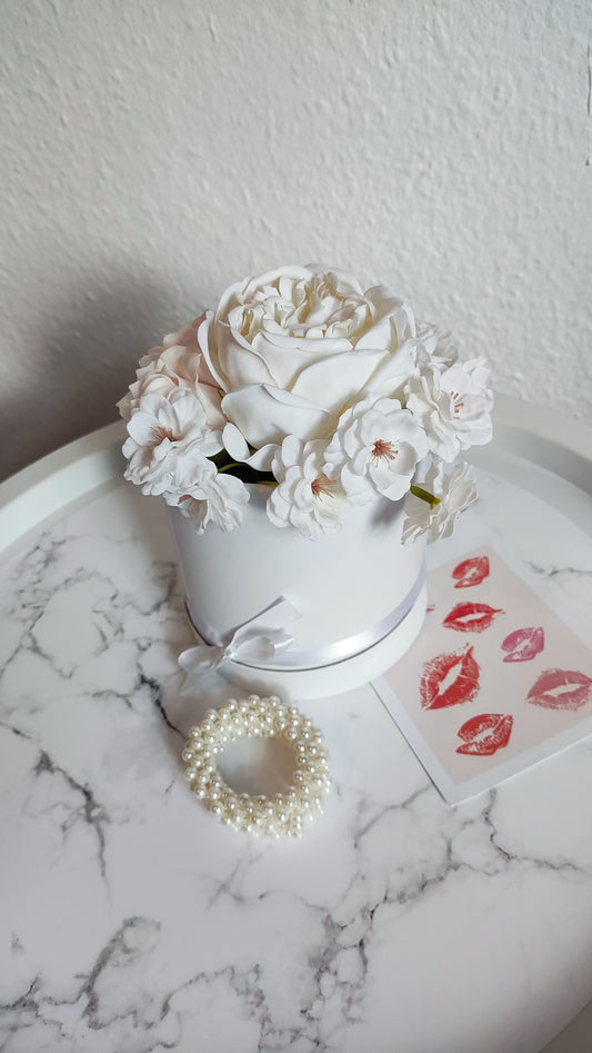 Élégance Blanche - Zeitlose Schönheit in Weiß