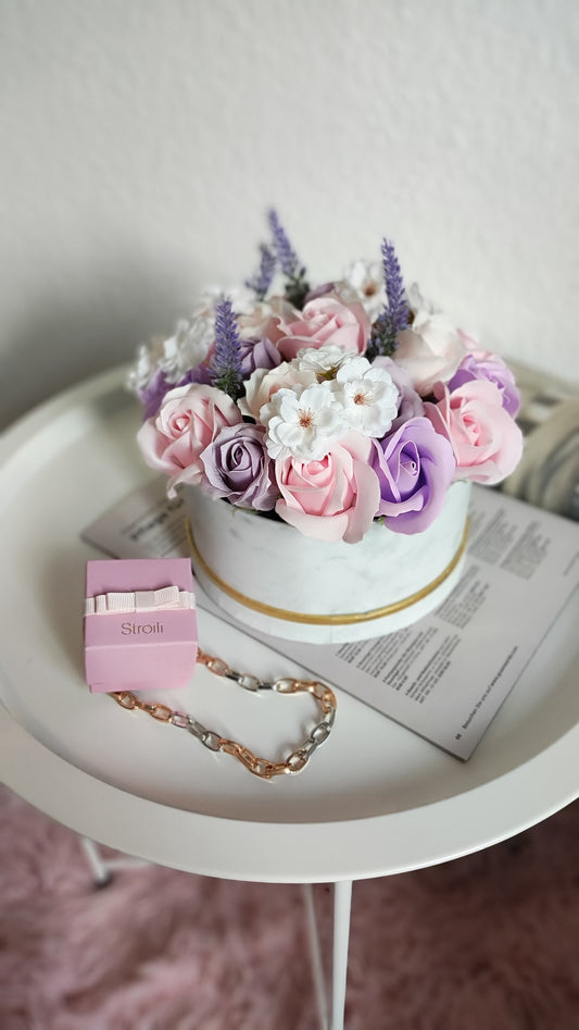 Morgenlicht – Blütenpoesie in Pastell