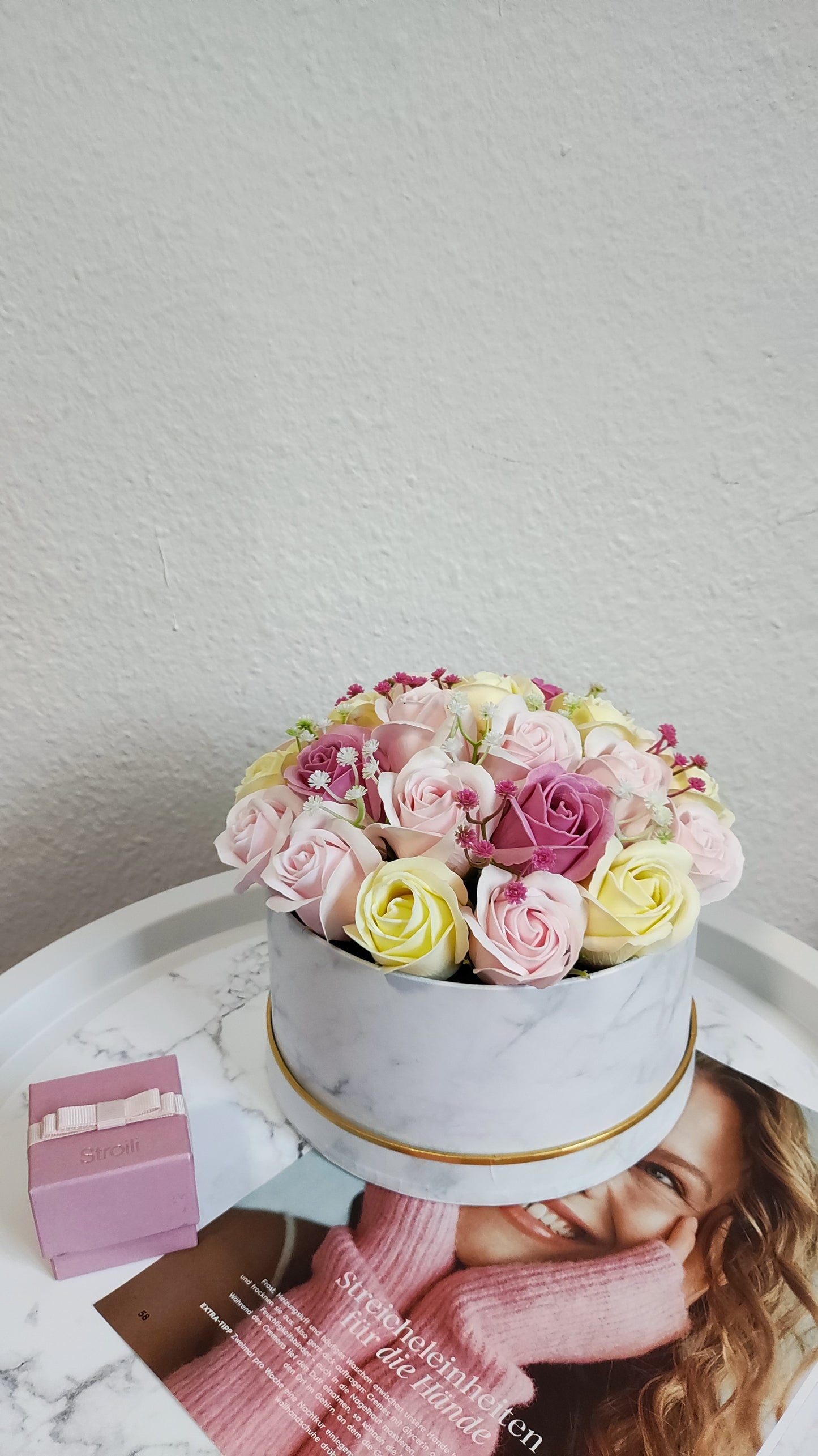 Pastel Bloom Élégance – Luxuriöses Rosenarrangement in zarten Pastelltönen
