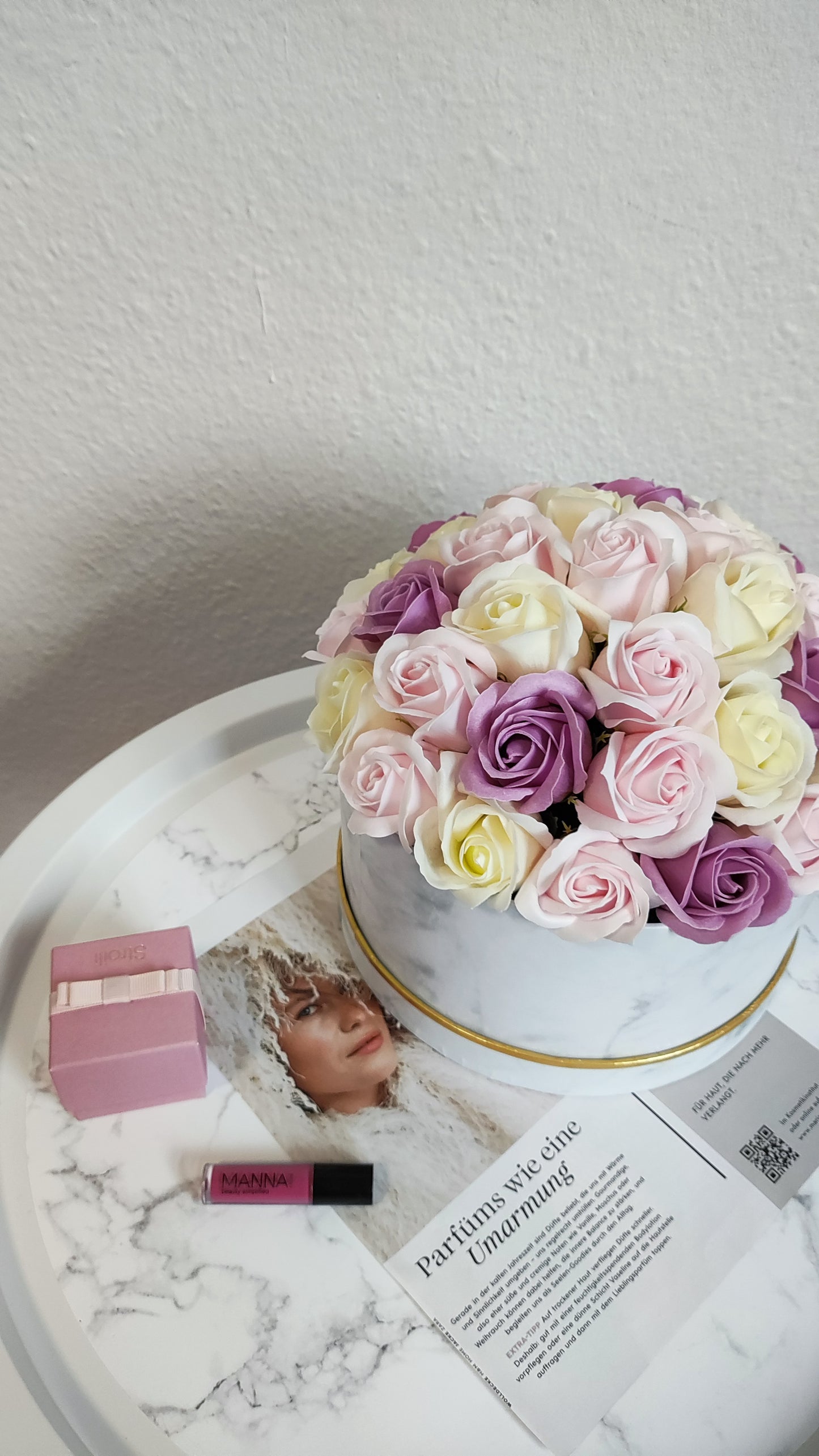 Pastel Royale – Luxuriöses Rosenarrangement in Creme, Rosé & Lavendel