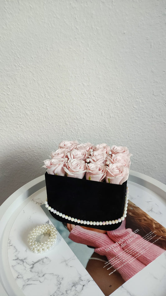 Rosé Curly Couture – Premium Rosenarrangement mit Curly Roses